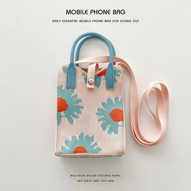 Bear Mini Crossbody Knitted Bag - Image 7
