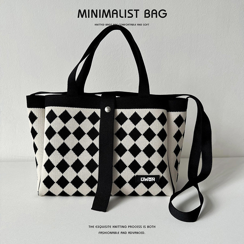 Black and white diamond knitted tote bag - Image 4