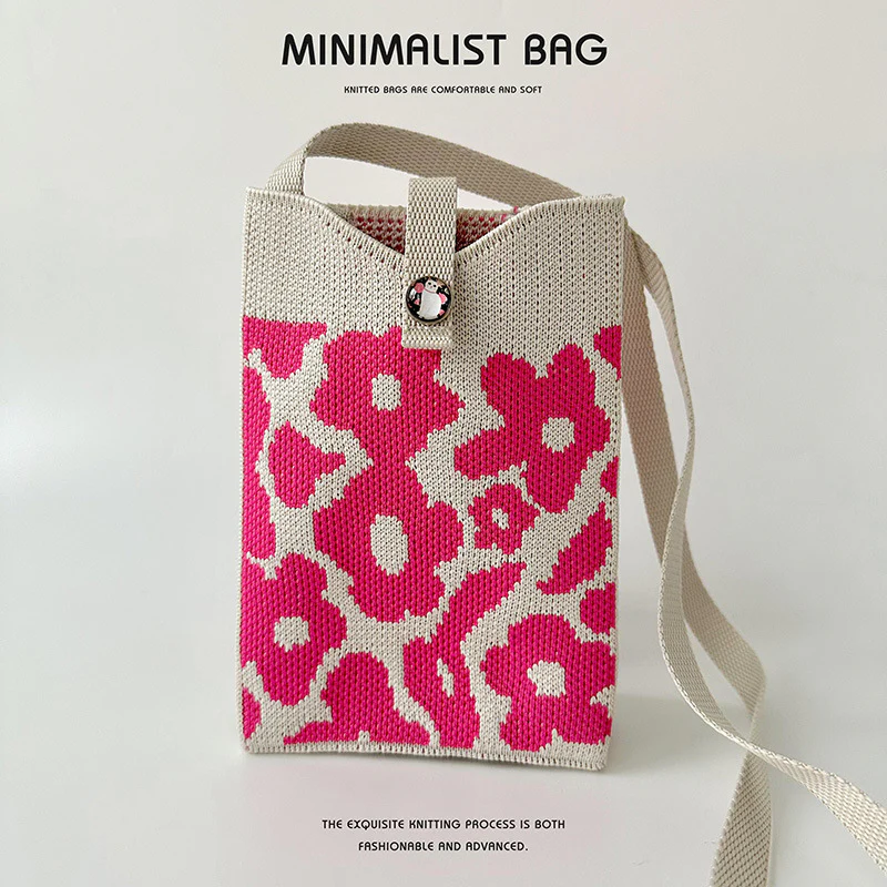 Black and white panda mini phone knitted bag - Image 16