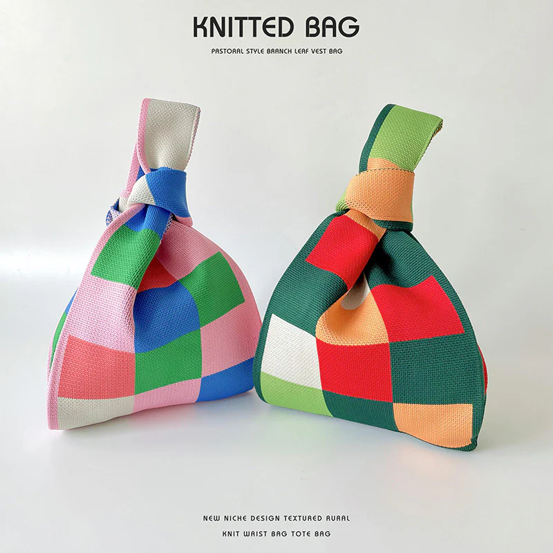 Checkerboard knit tote - Image 5