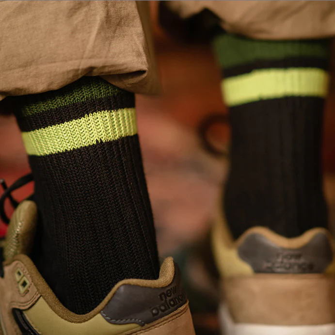 Combed Cotton Retro Three-Bar Sports Socks - Image 10