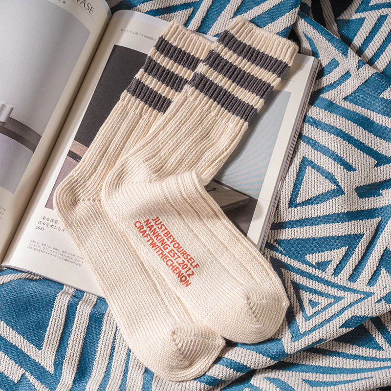 Combed Cotton Thickened Solid Color Retro Long Socks - Image 8