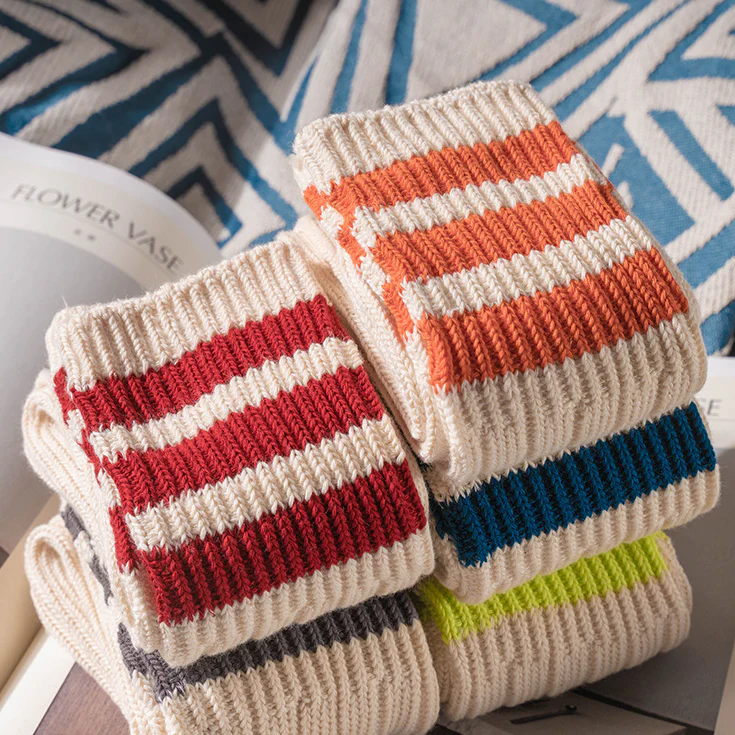 Combed Cotton Thickened Solid Color Retro Long Socks - Image 9