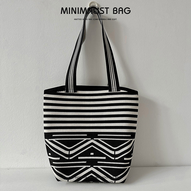Diamond Plaid Large Capacity Shoulder Bag Knitted Handbag - Image 3