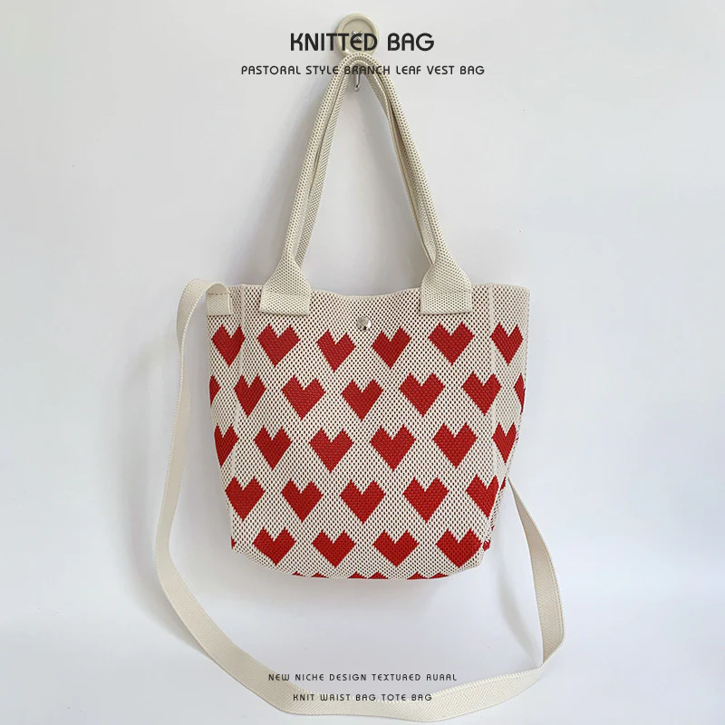 Heart striped knitted handbag - Image 8