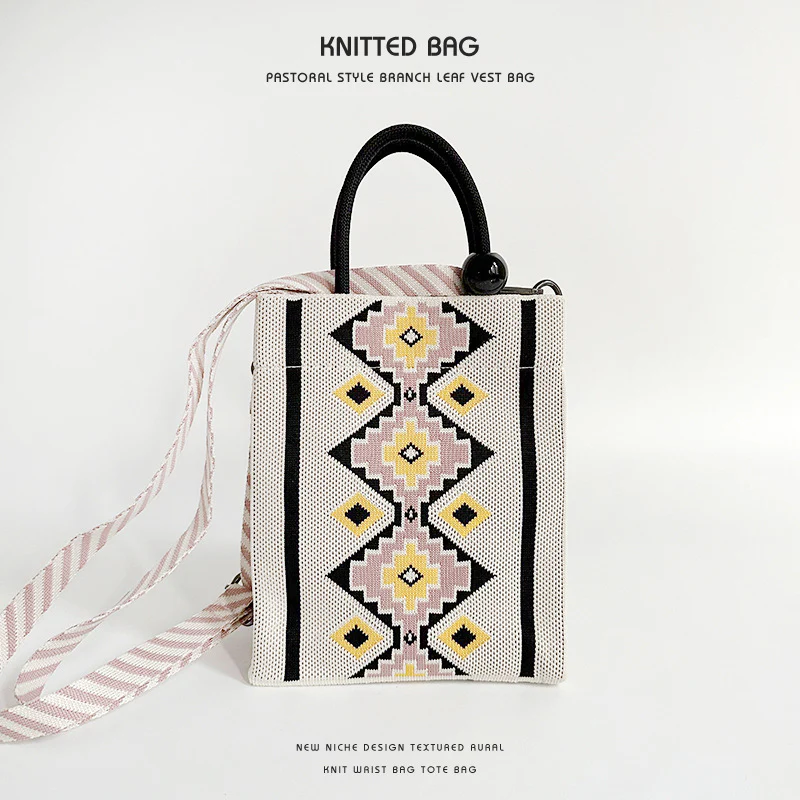 Luxurious patterned shoulder and crossbody knitted bag - Image 14