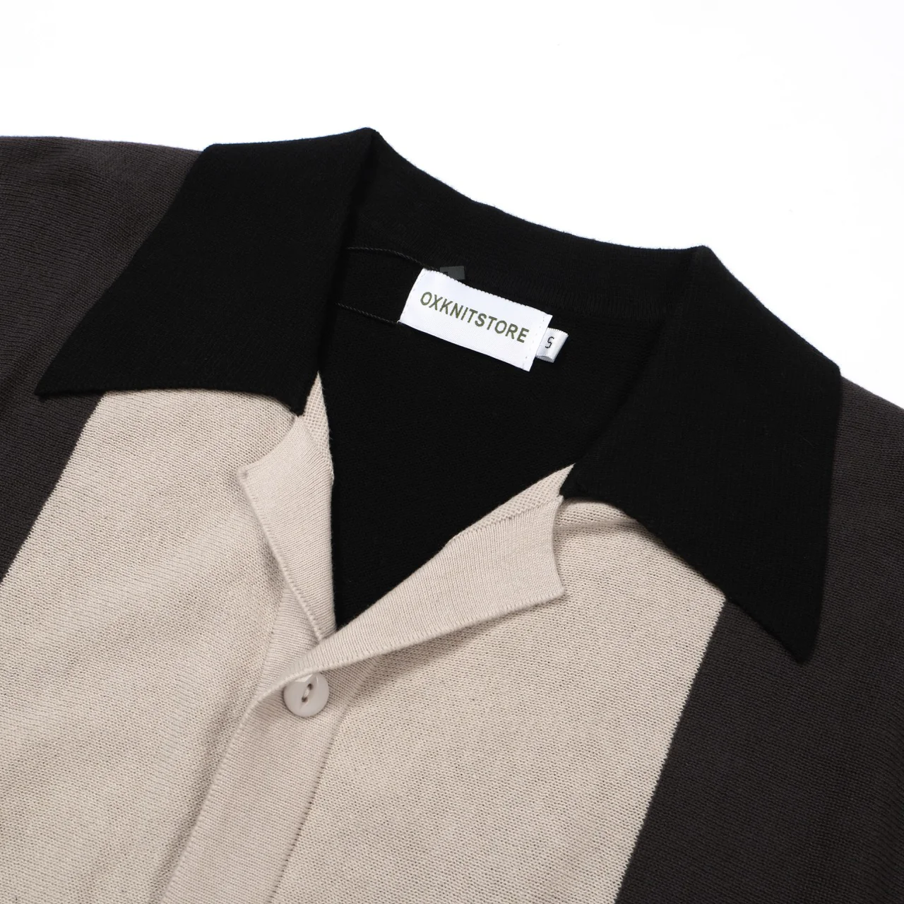 Men's 60s Mod Black & Gray Knit Button Shirt – Diamond Chest Detail - Image 3