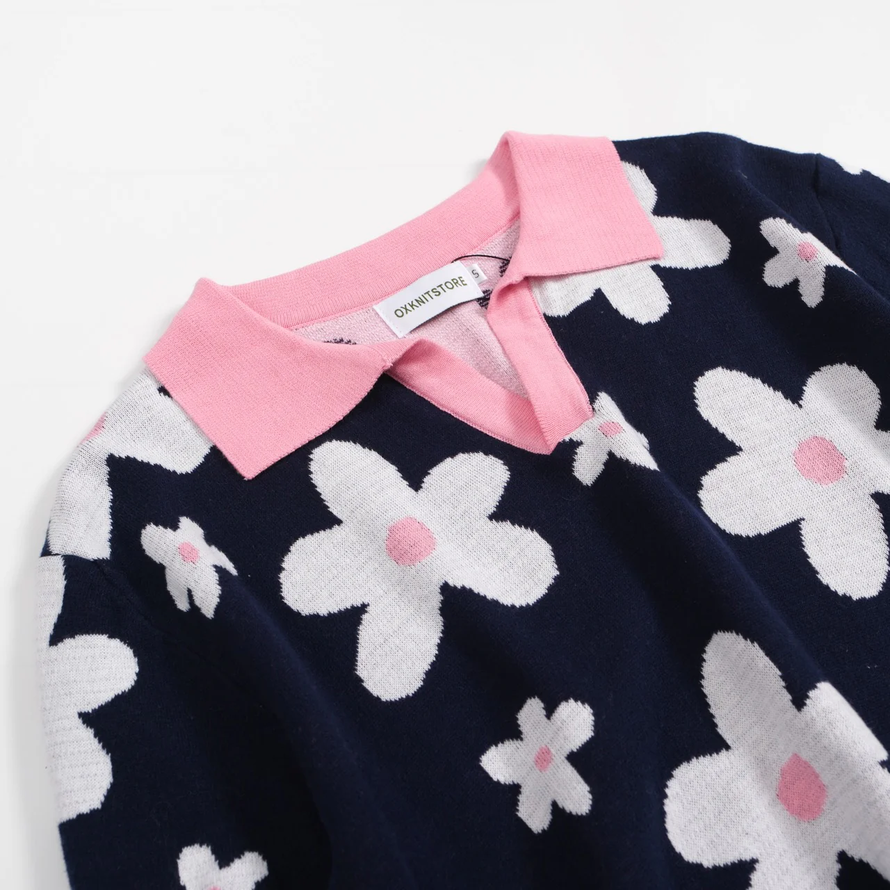 Men's 70s Navy Daisy Knit Polo – Retro Pink Collar - Image 10