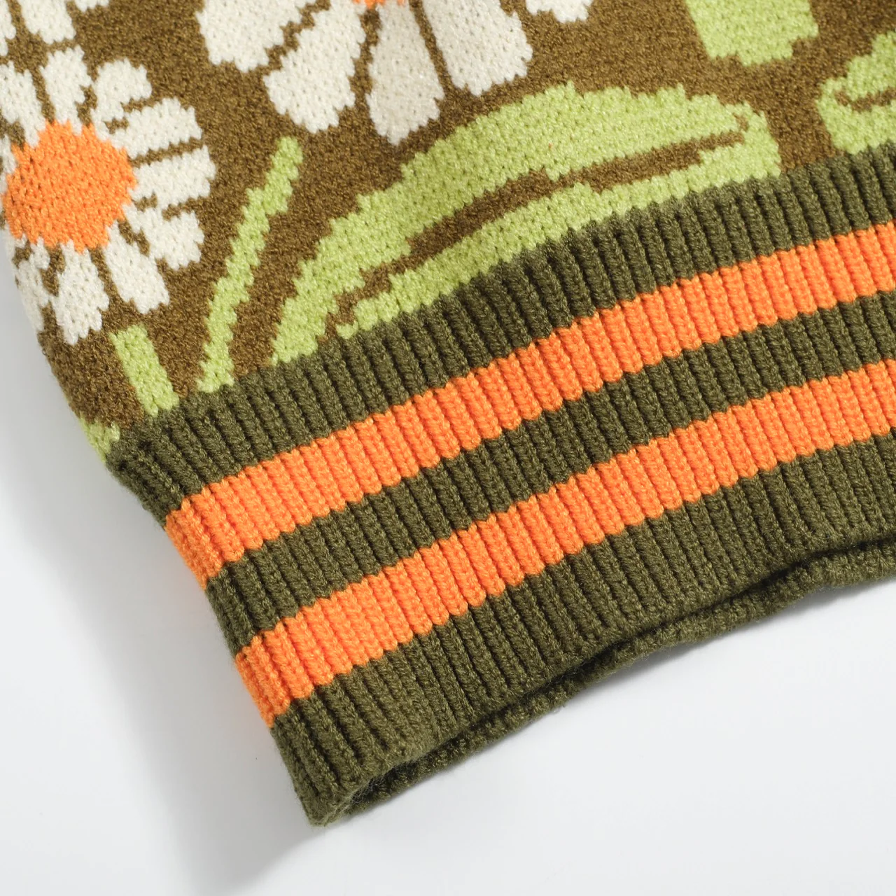 Men's Olive Green Daisy Zip-Up Knit Cardigan - Image 8