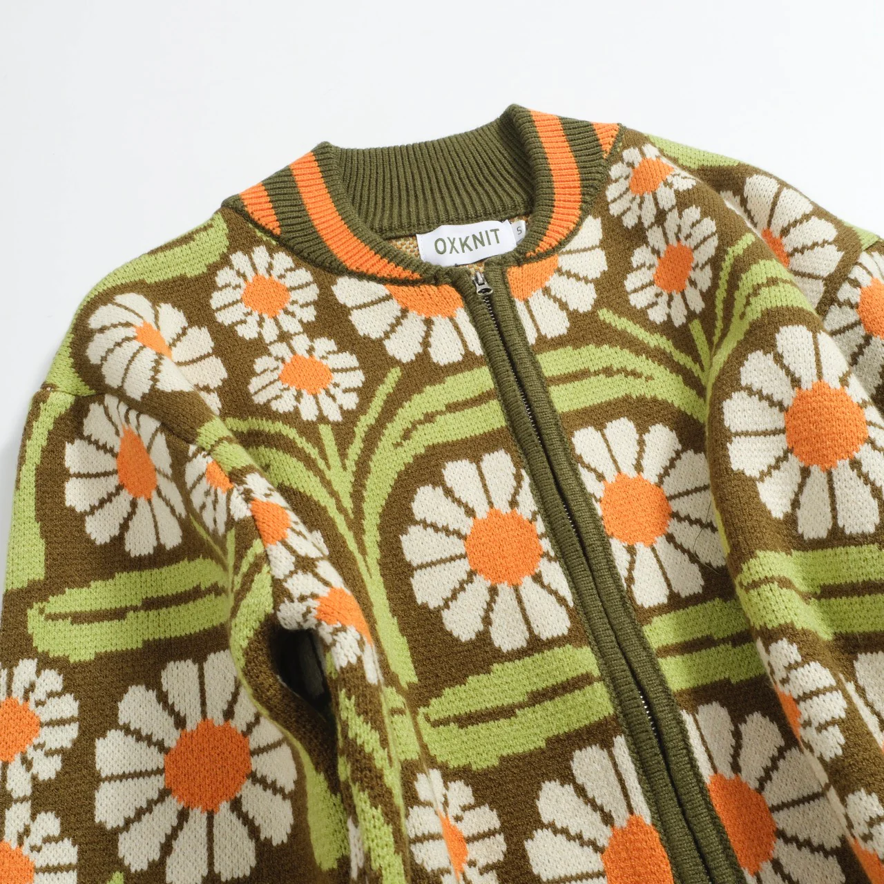 Men's Olive Green Daisy Zip-Up Knit Cardigan - Image 9