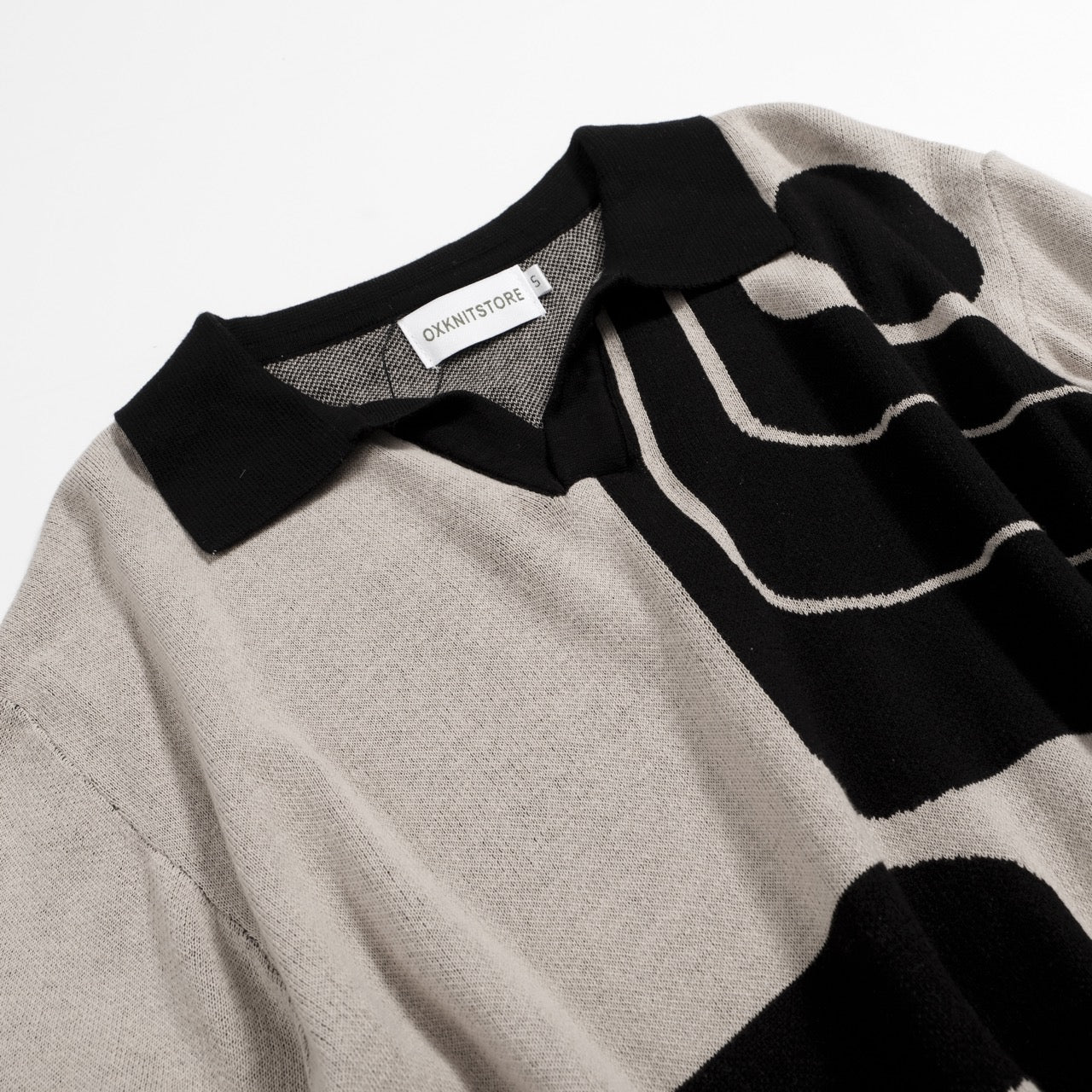 Men’s Vintage 1960s MOD Knit Polo Shirt – Retro Black & Gary Geometric Pattern - Image 9