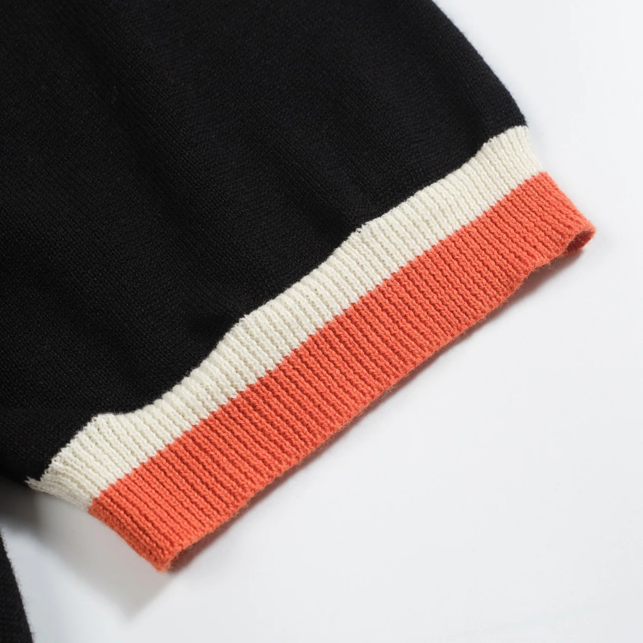 Men's black vintage 1974 jacquard V-neck polo shirt - Image 7