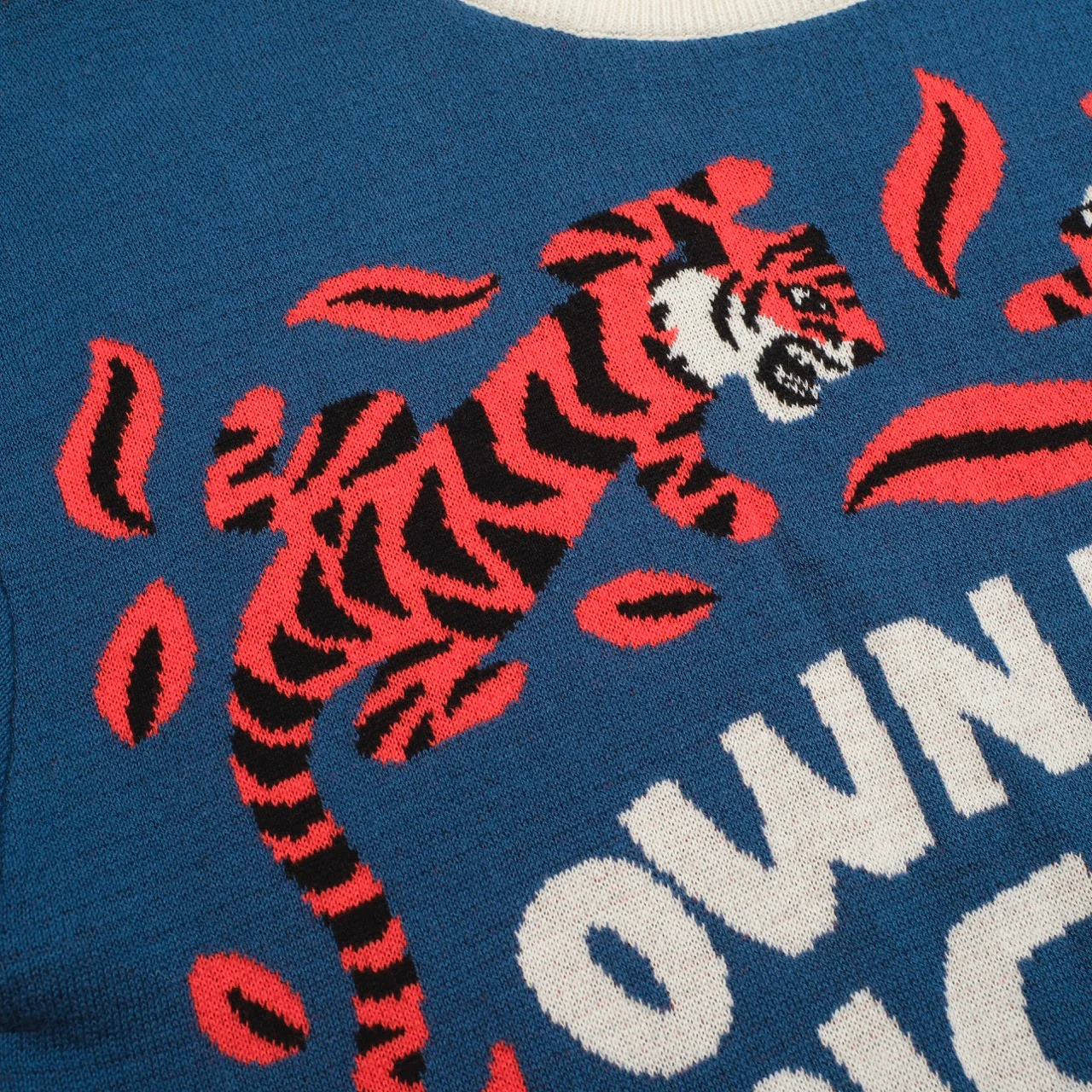 Men's Blue Animal jacquard knit T-shirt - Designed by Jessica Molina - Image 5