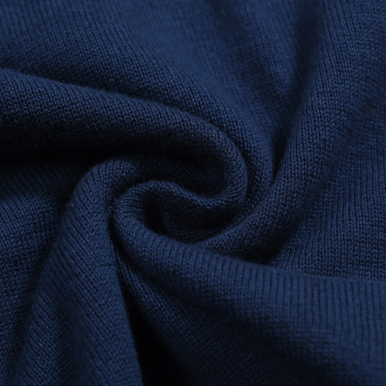 Men's blue pit stripe texture retro knitted cardigan - Image 10