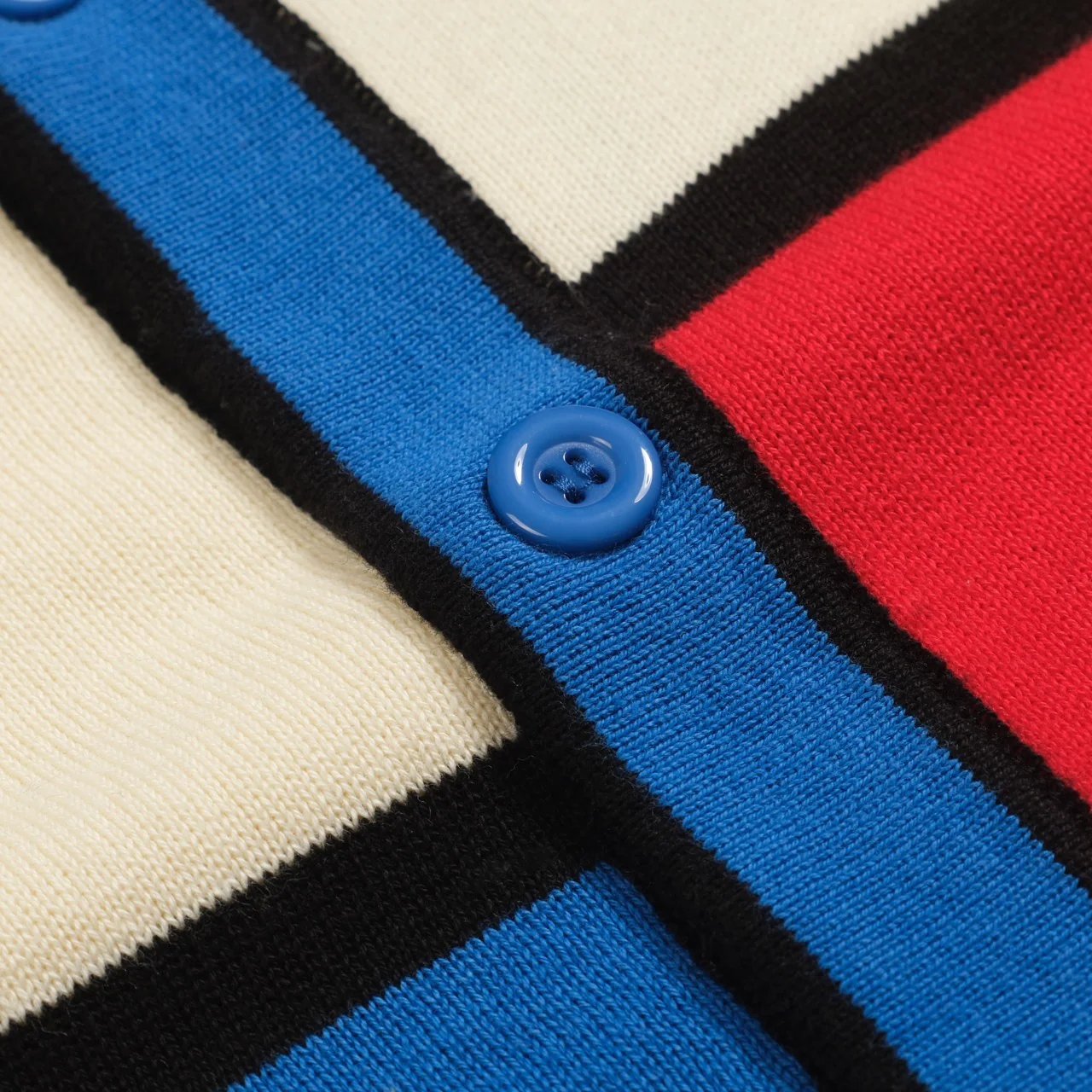 Men's blue retro color-blocked knitted cardigan - Image 5