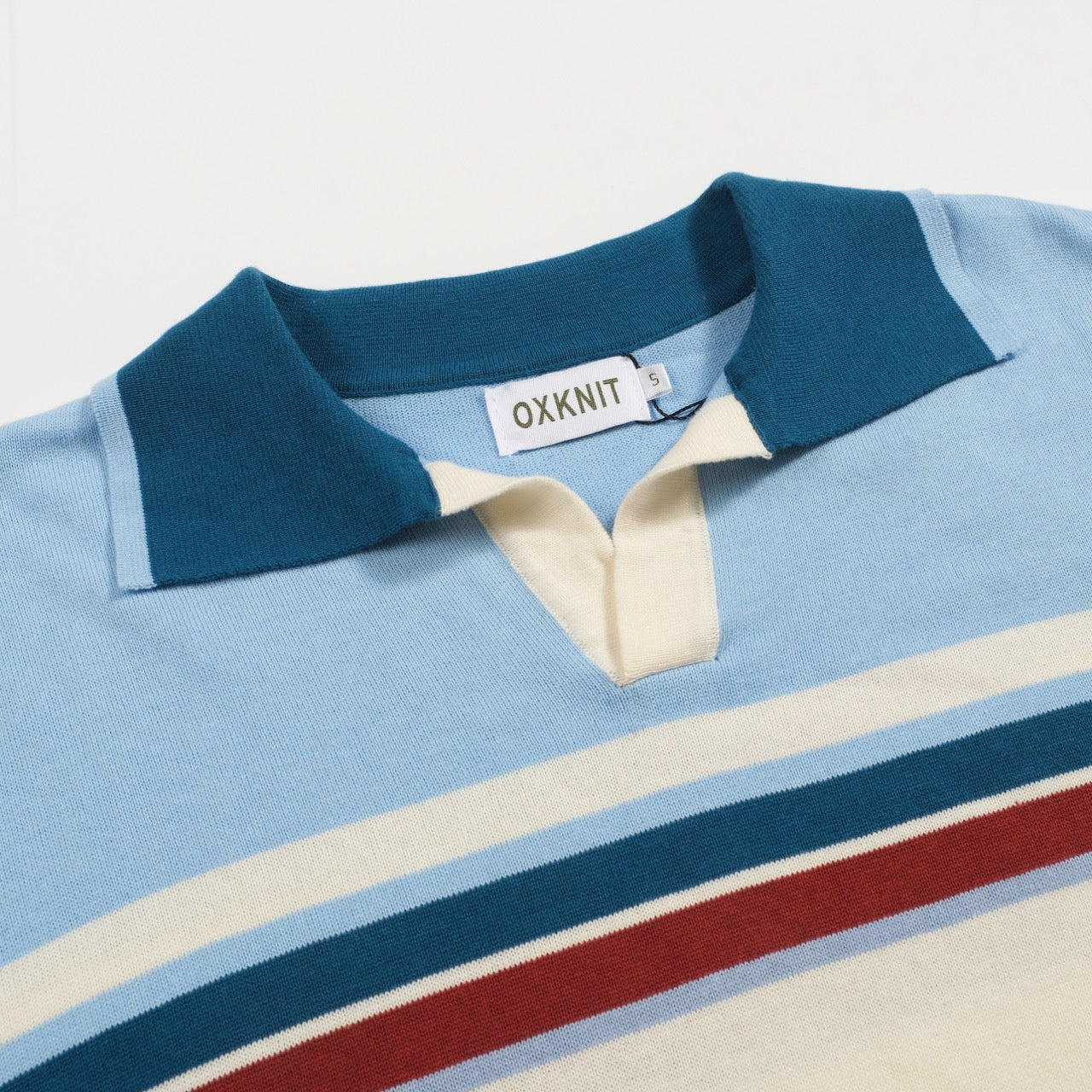 Men's blue striped retro V-neck polo - Image 4