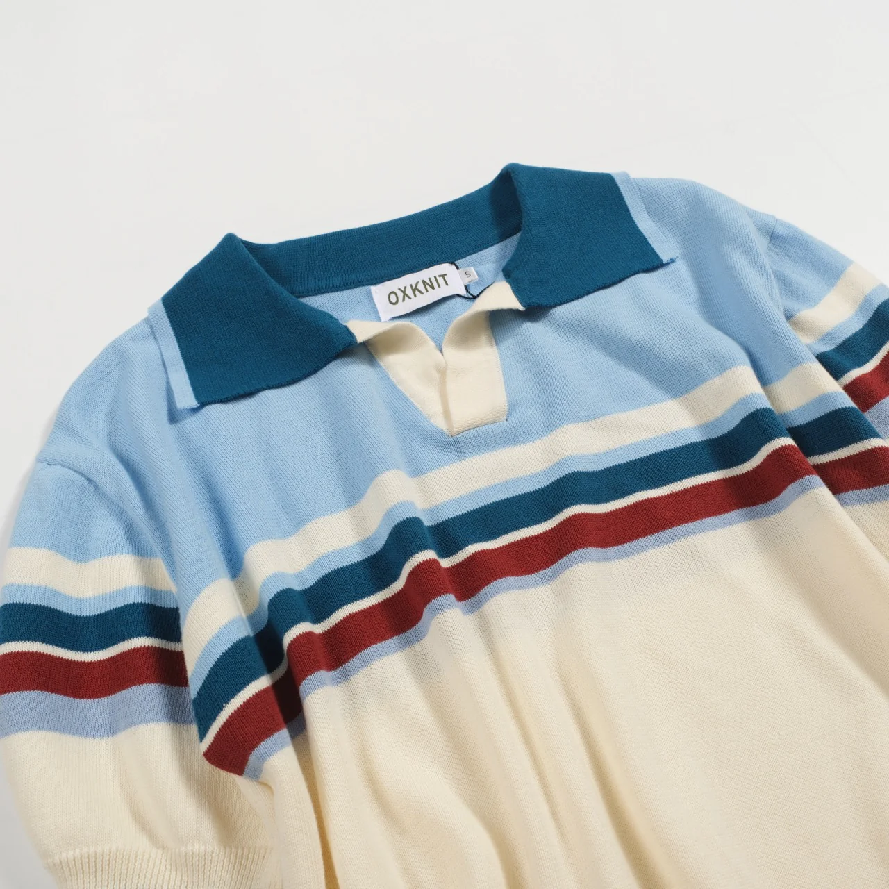 Men's blue striped retro V-neck polo - Image 6