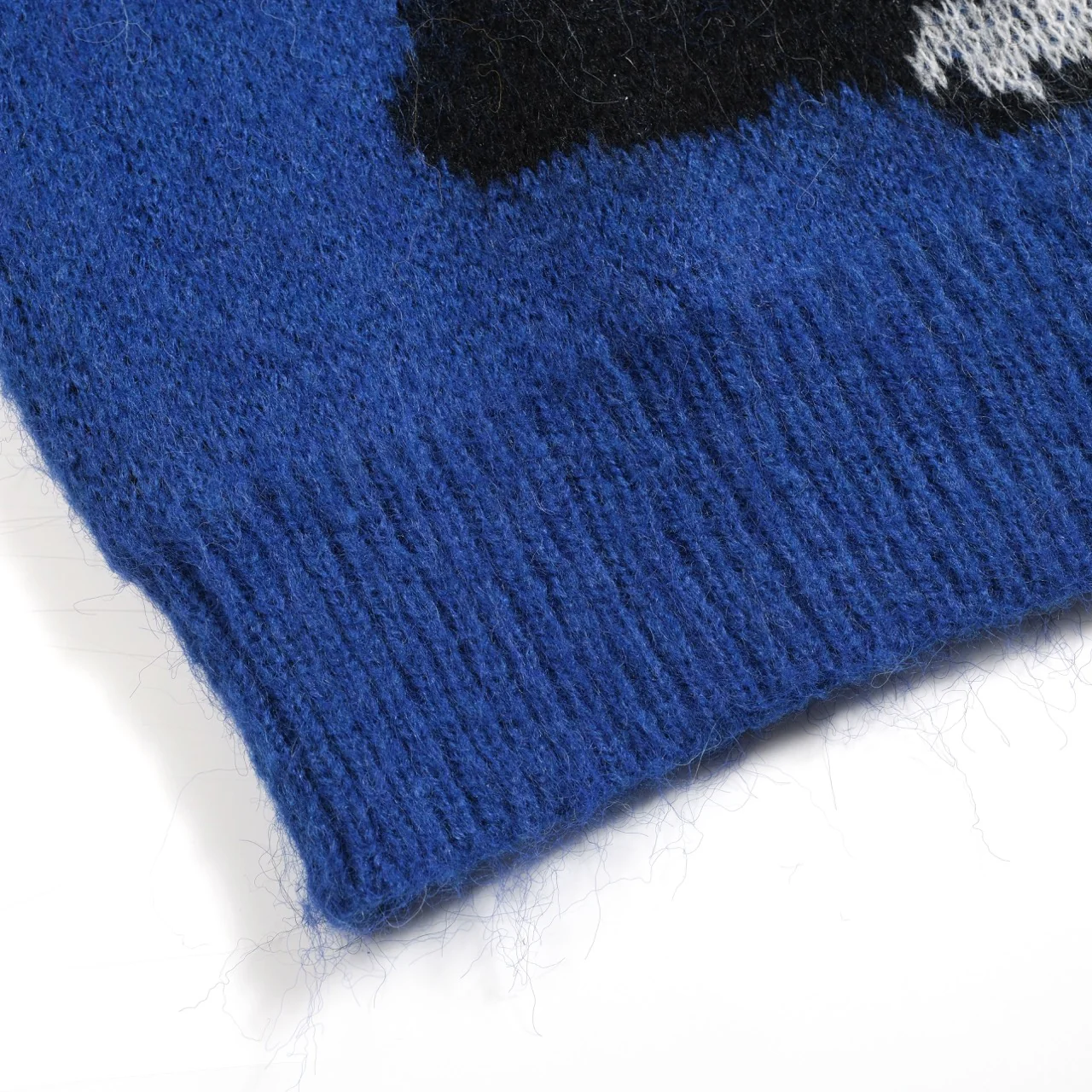 Men's blue vintage dog jacquard plush knitwear - Image 6