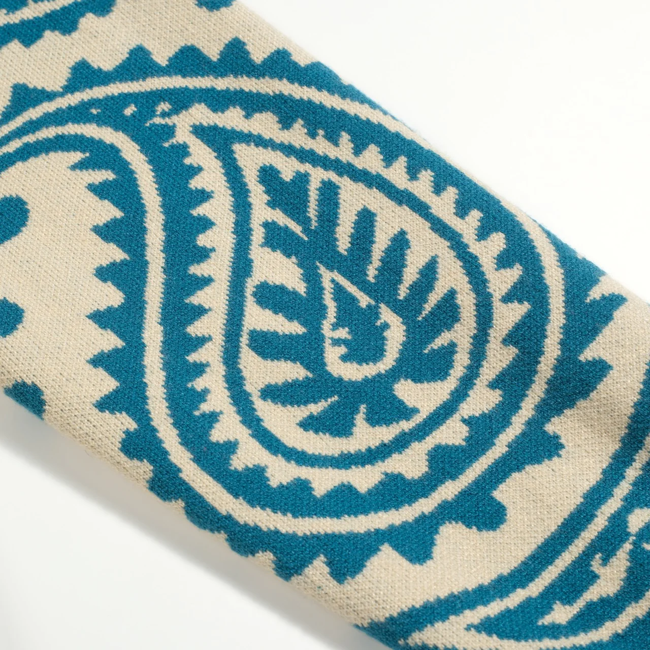 Men's blue vintage jacquard art sweater jacket - Image 8