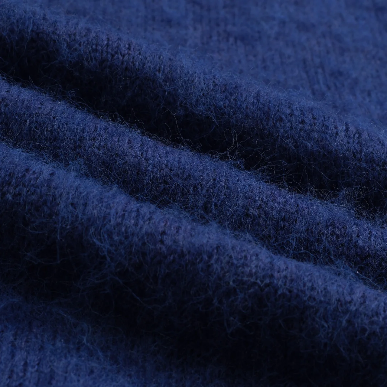 Men's blue vintage plush knit sweater - Image 2