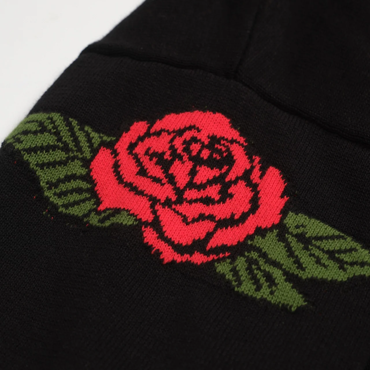 Men's Cat Flame jacquard Rose embroidered knit T-shirt - Image 8