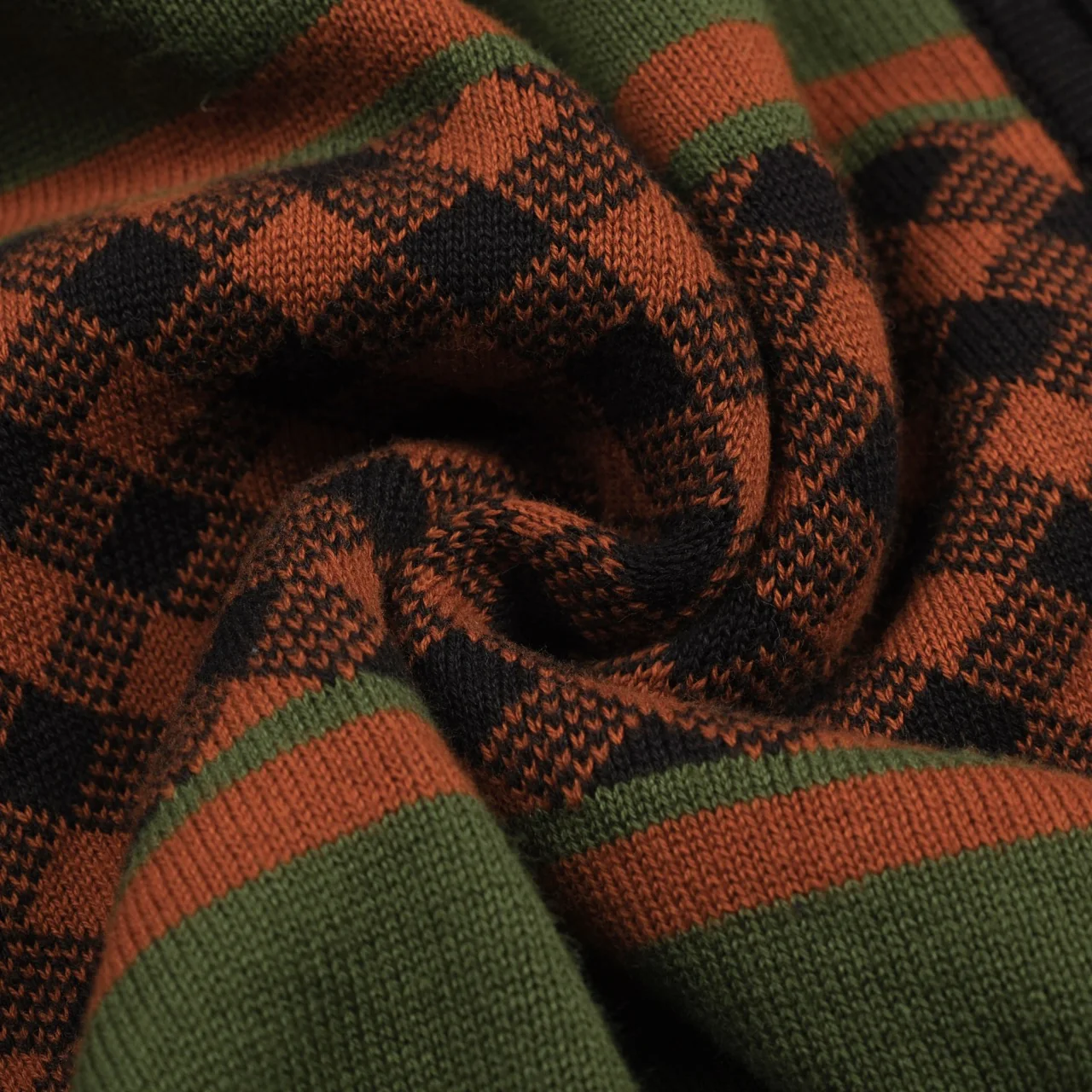 Men's green retro grid jacquard knitted cardigan - Image 8