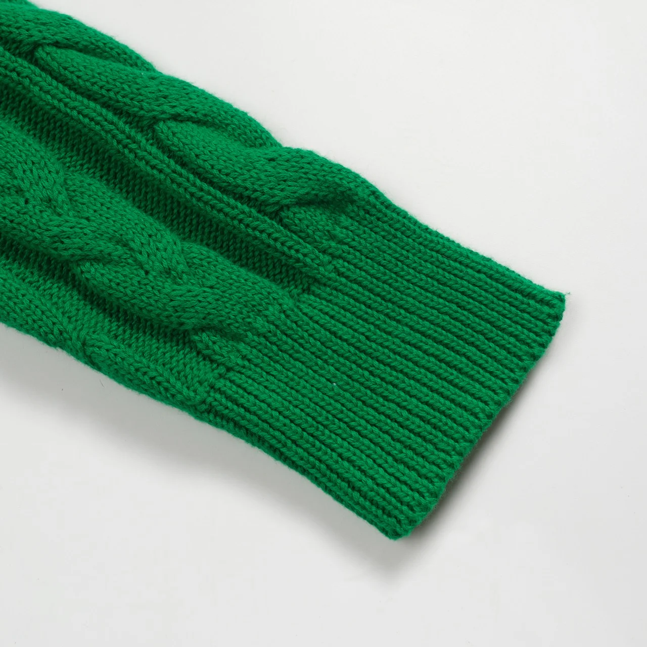 Men's green twist vintage knitted polo shirt - Image 7