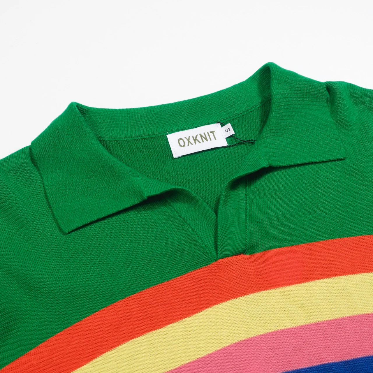 Men's green vintage striped V-neck polo shirt - Image 4