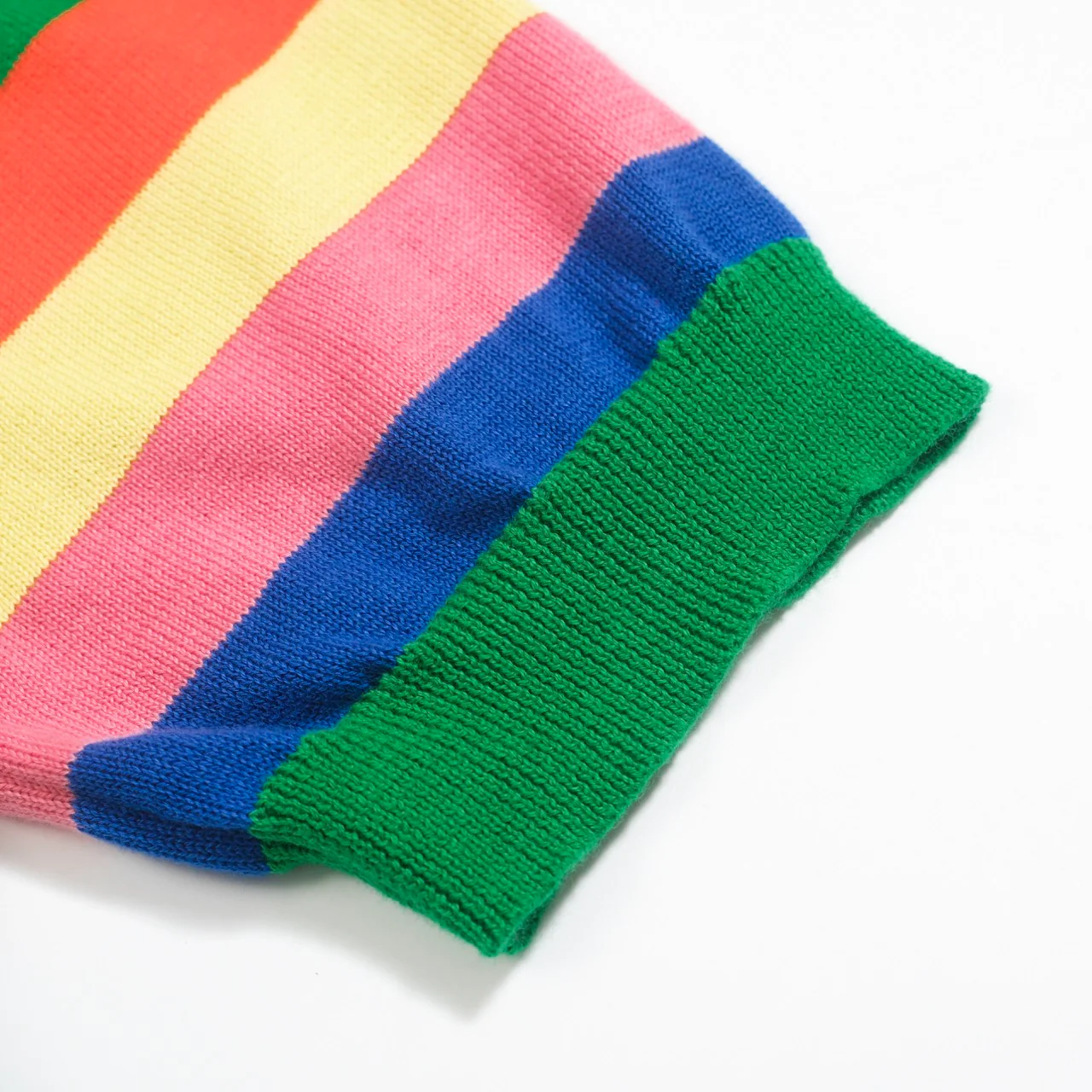 Men's green vintage striped V-neck polo shirt - Image 5