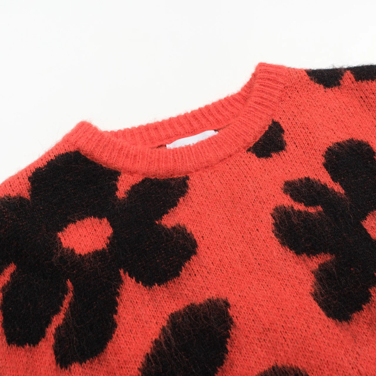 Men's red floral plush knit sweater - Image 4