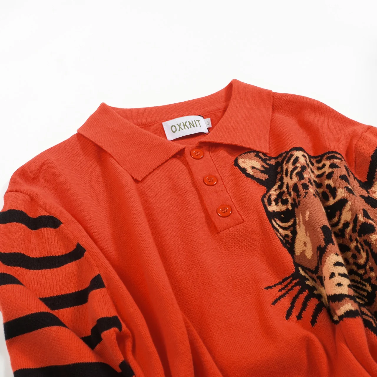 Men's red leopard striped knitted polo shirt - Image 8
