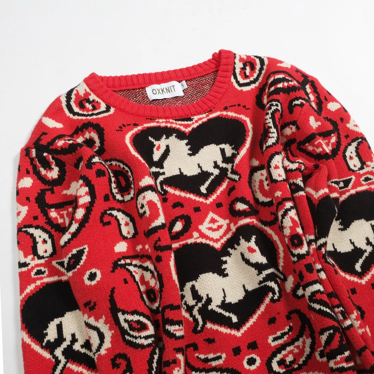 Men's red vintage animal Paisley sweater - Image 7