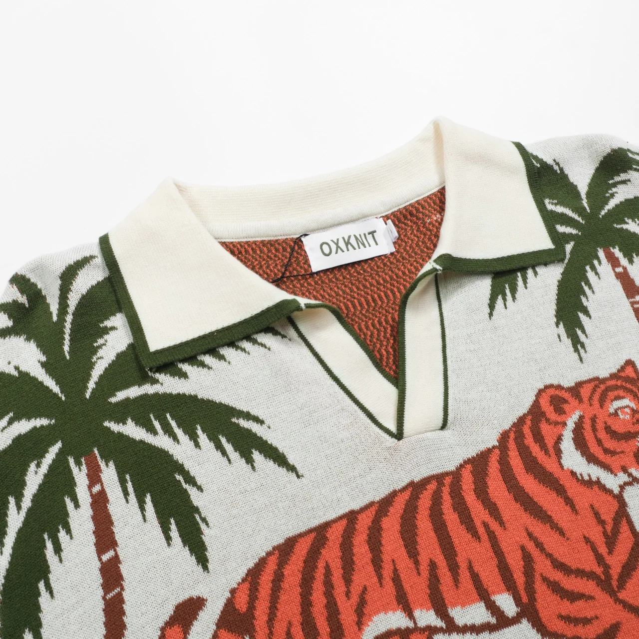 Men's white apricot animal garden jacquard V-neck polo shirt - Image 4