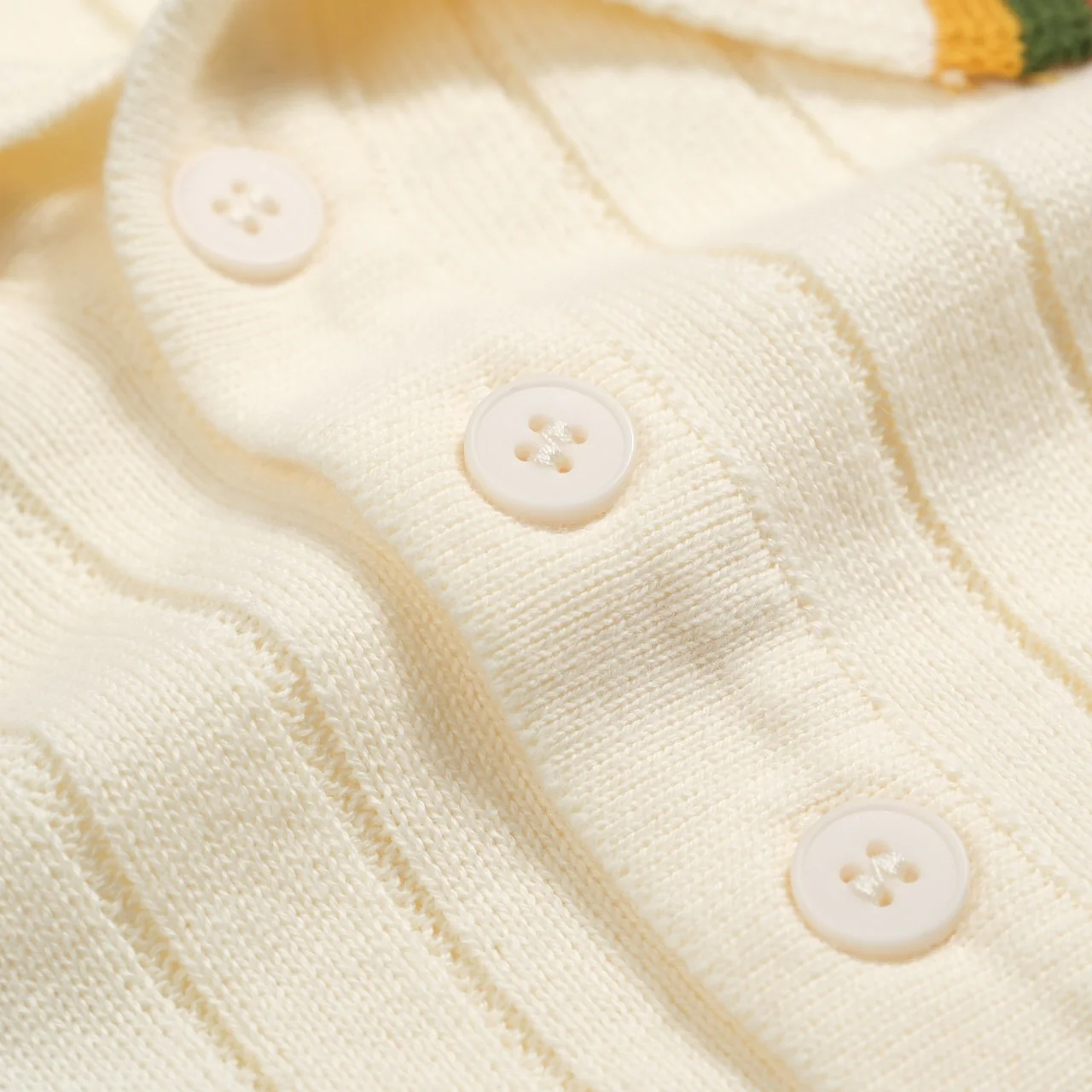 Men's white apricot pit bar color collision knitted polo - Image 5