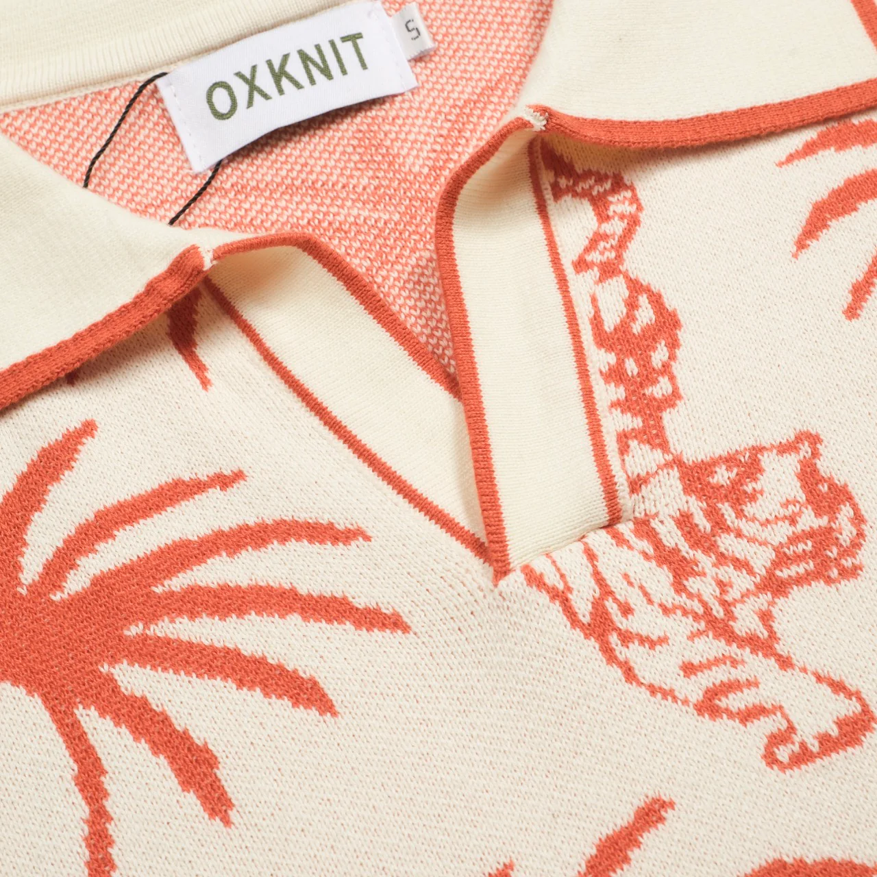 Men's white coconut tree tiger jacquard V-neck knitted polo shirt - Image 4