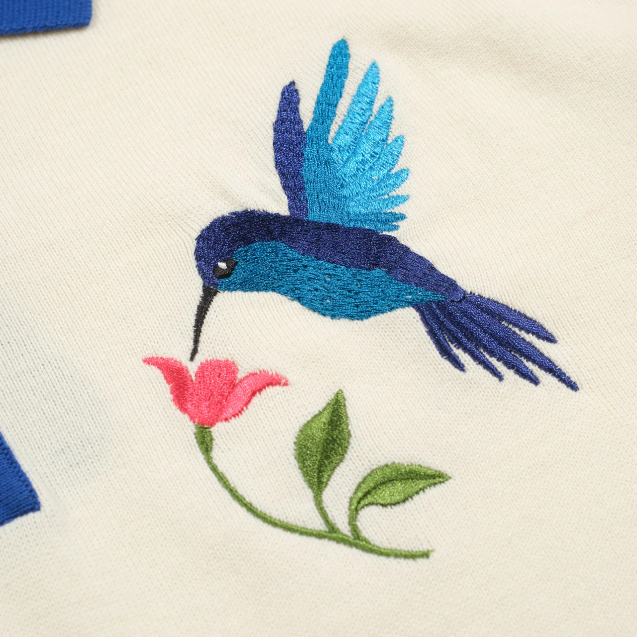 Mens white hummingbird embroidered knitted polo shirt - Image 2