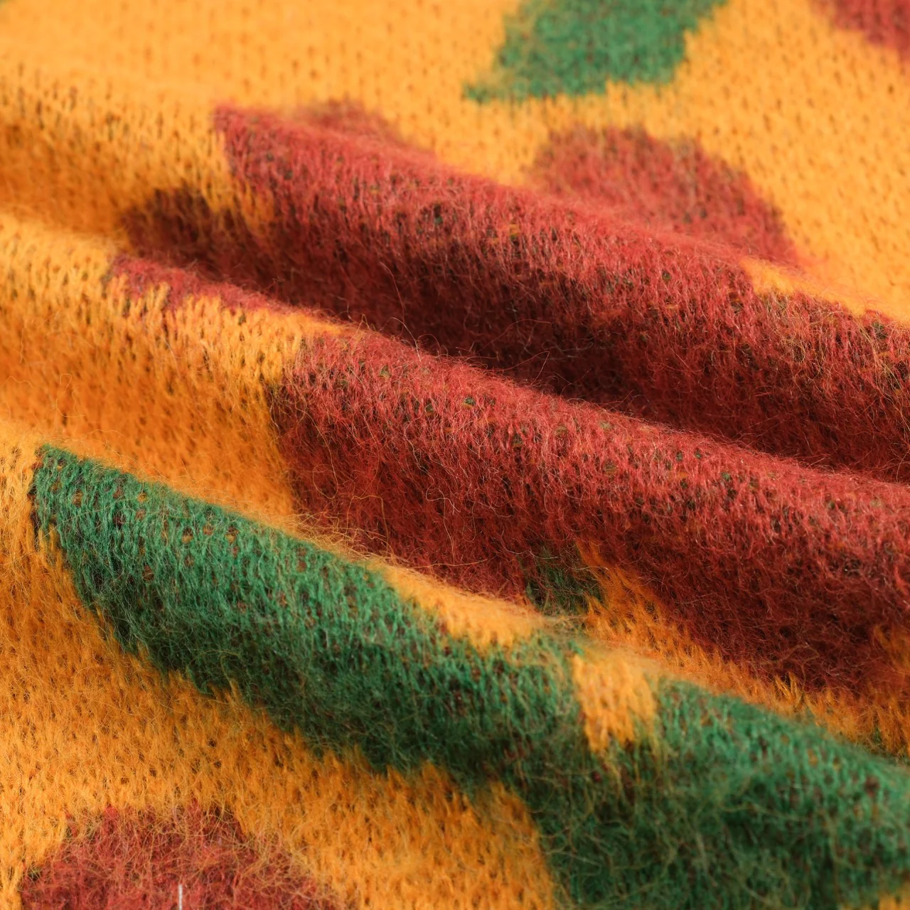 Men's yellow jacquard plush vintage knitted sweater - Image 8