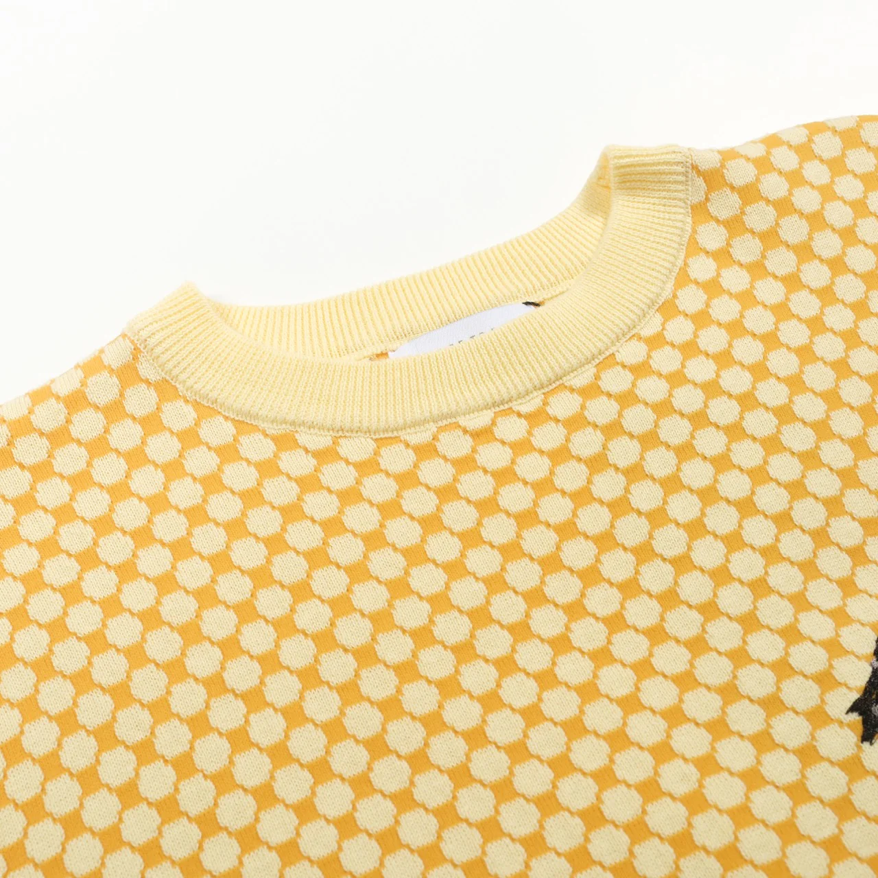 Men's yellow vintage jacquard embroidered knitted T-shirt - Image 4