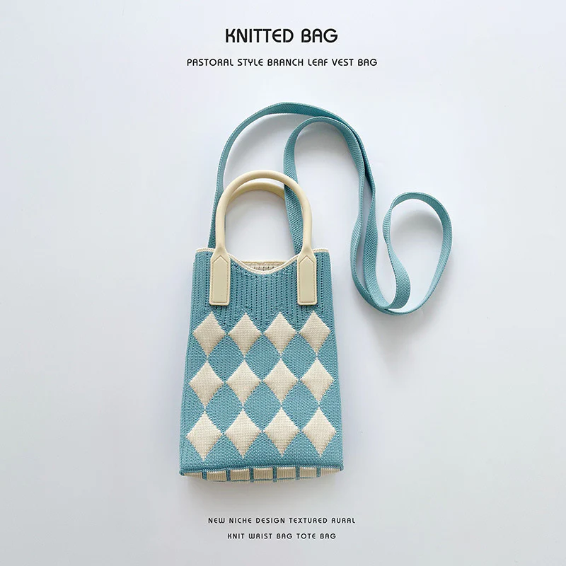 Pink Heart Shape Mini Phone Bag Knit Tote - Image 26