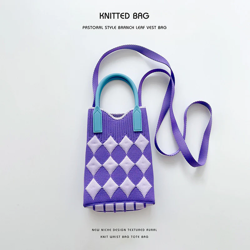 Pink Heart Shape Mini Phone Bag Knit Tote - Image 27