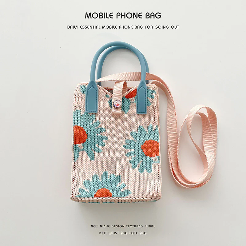 Pink Heart Shape Mini Phone Bag Knit Tote - Image 50