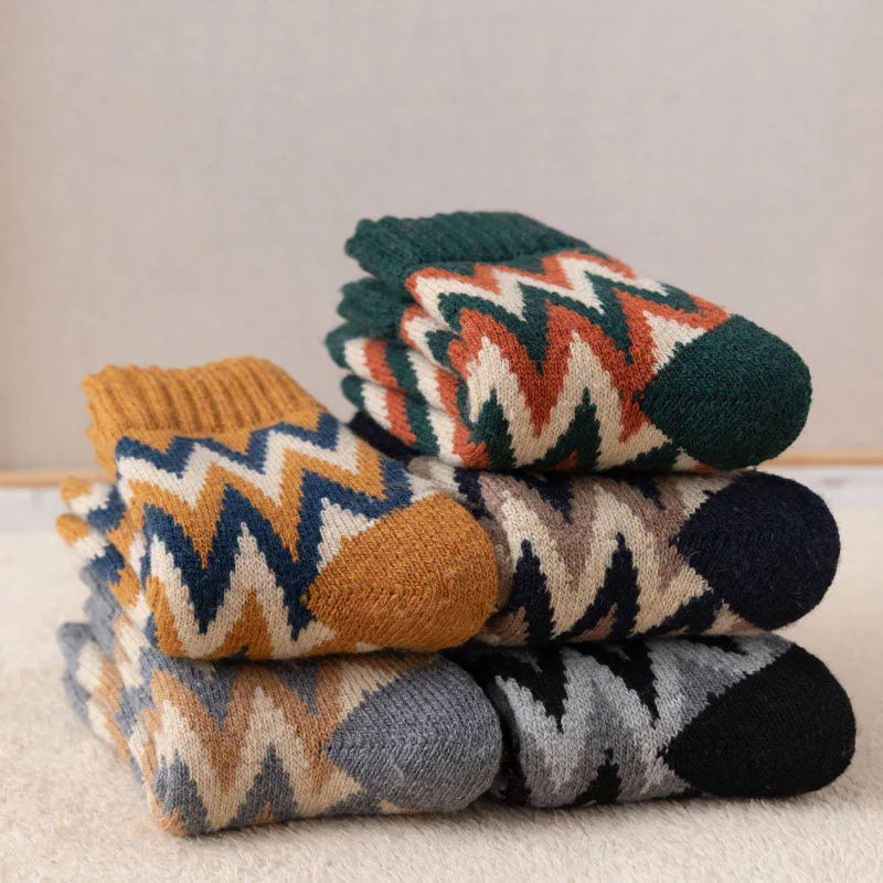Socks Extra Thick Men's Mid-Calf Length Sock Autumn and Winter Thickened Warm Retro Socks - Image 4