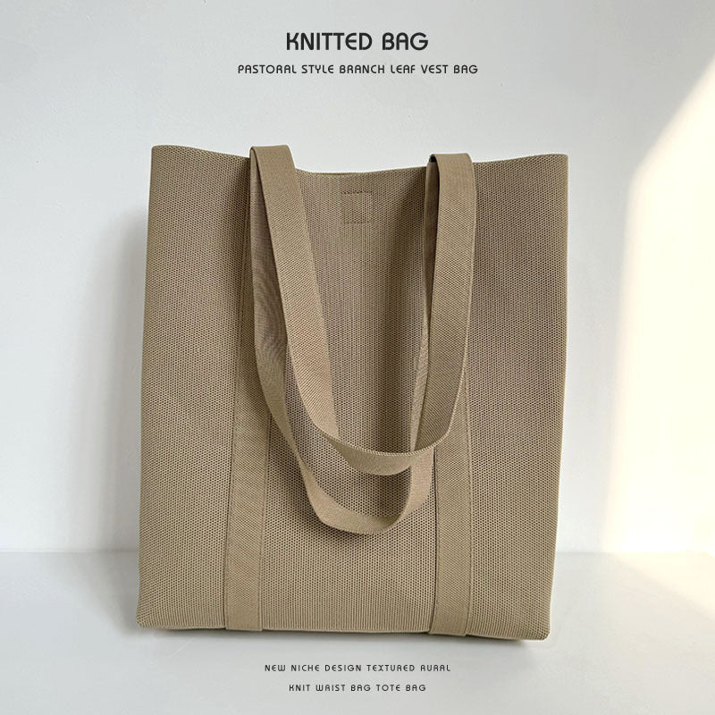 Solid color knitted tote bag - Image 11