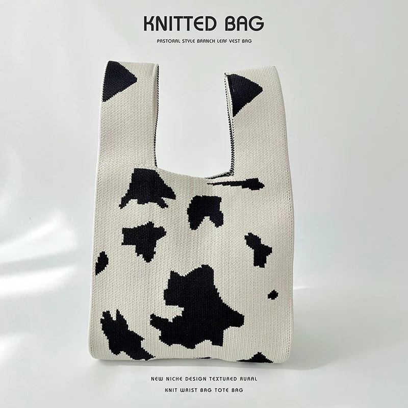 Spotted knitted shoulder tote bag - Image 7