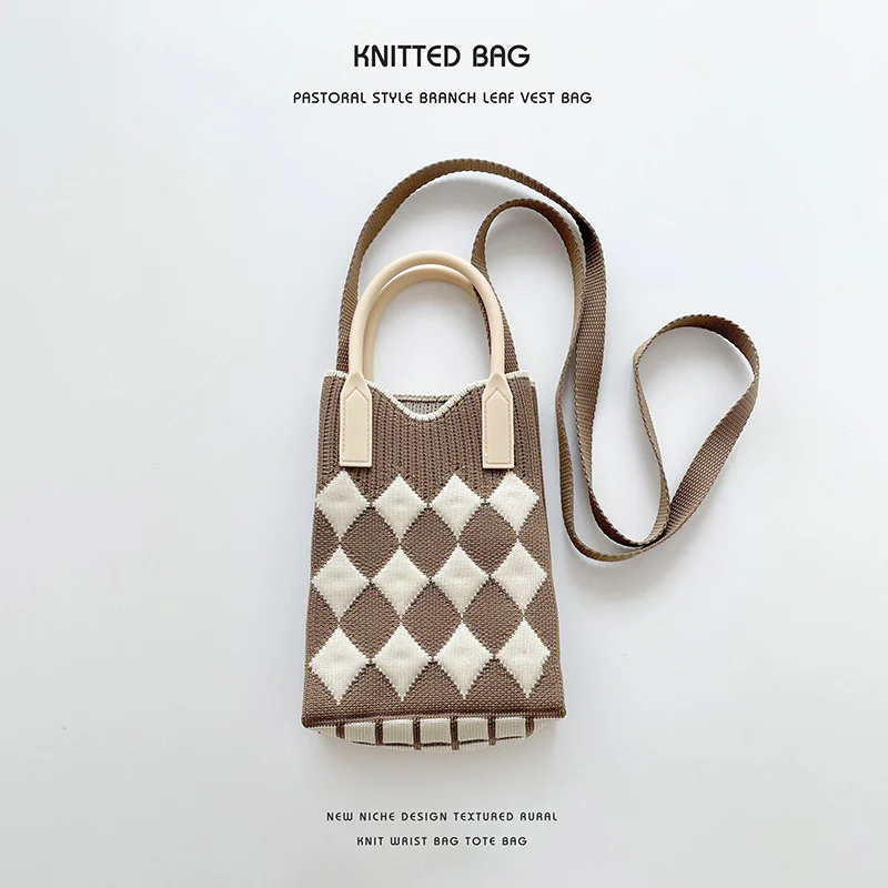 Vintage Diamond Knit Crossbody Phone Bag - Image 18