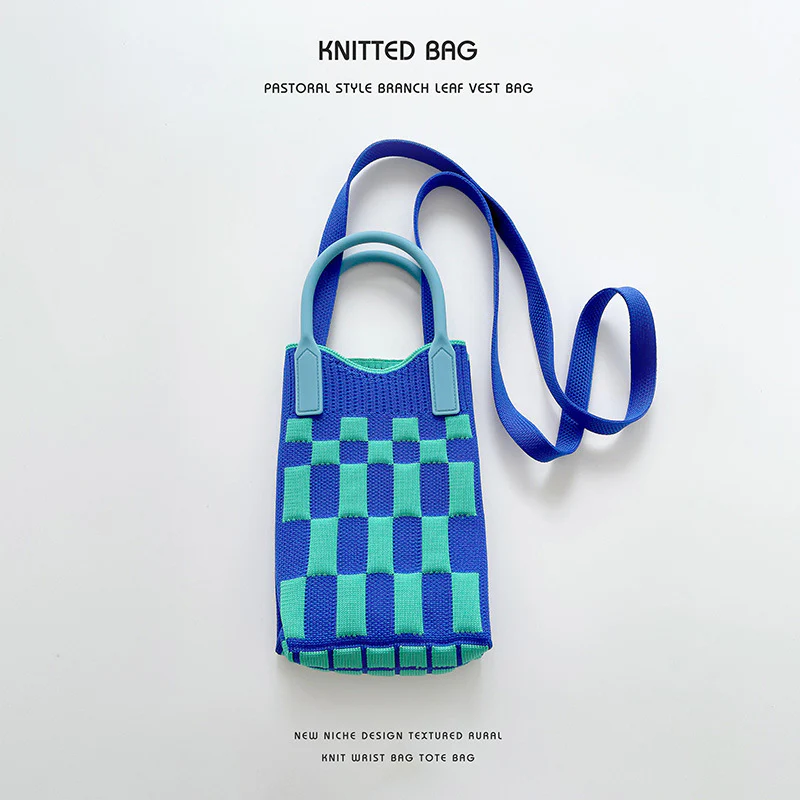 Vintage Diamond Knit Crossbody Phone Bag - Image 22