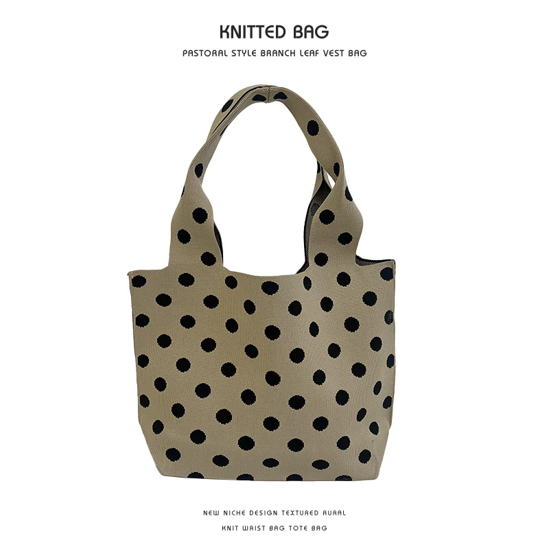 Wheat ear knitted small square handbag - Image 7
