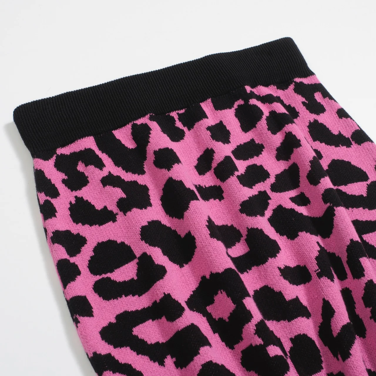 Women’s Pink Leopard Print Knit Set with Leopard and Plant Graphic - Image 14