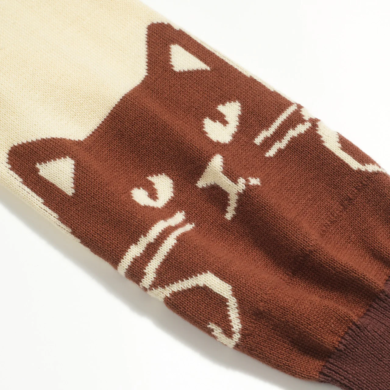 Women's apricot kitten vintage jacquard cardigan - Image 7