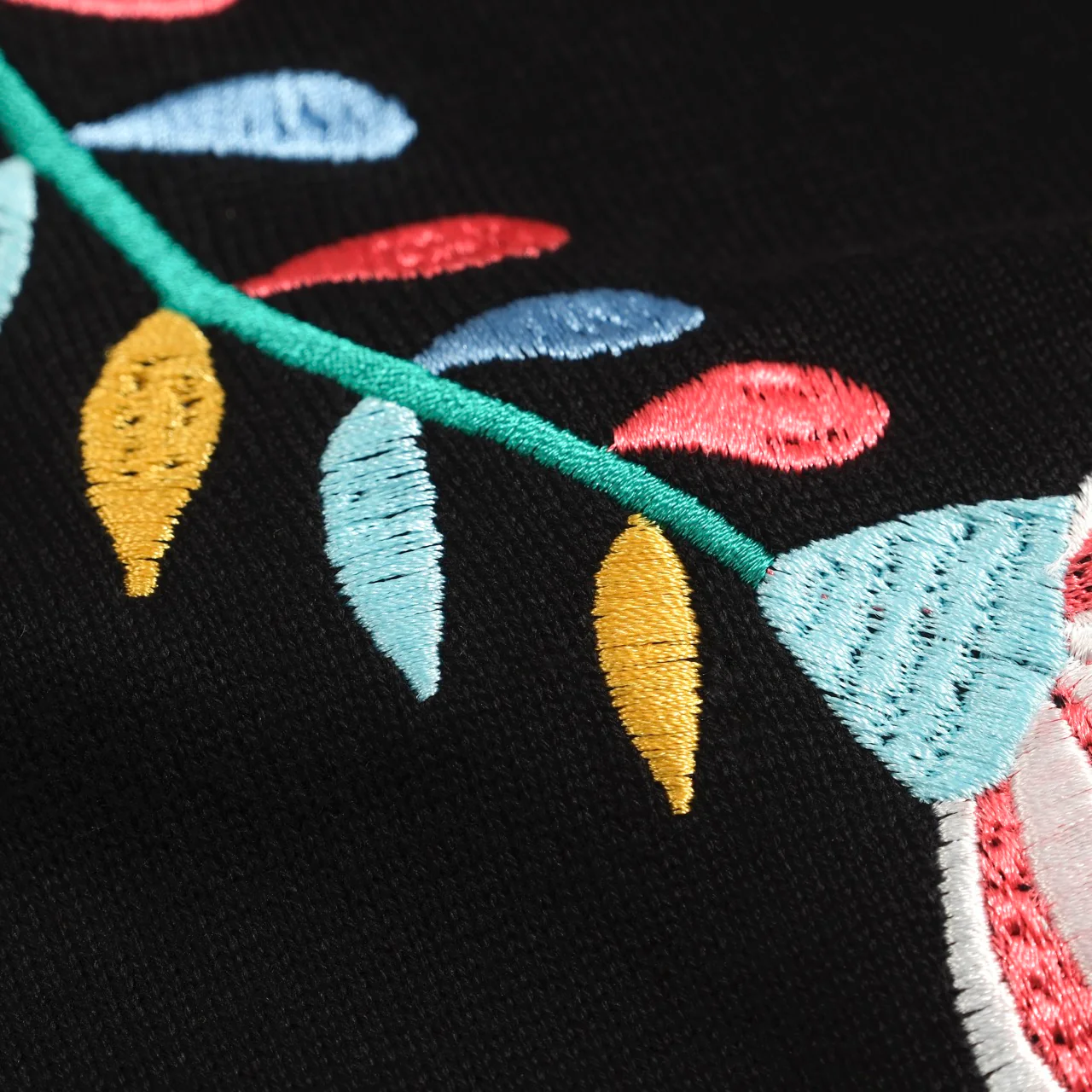 Women's black embroidered V-neck knitwear - Image 10